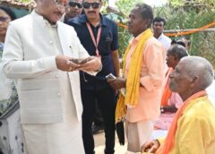 150 साल पुरानी ज्ञान-संपदा का खजाना मिला: बड़े कनेरा में संरक्षित दुर्लभ पांडुलिपियों का मुख्यमंत्री विष्णुदेव साय ने किया अवलोकन, कहा— यह हमारी सांस्कृतिक अस्मिता की अमूल्य धरोहर