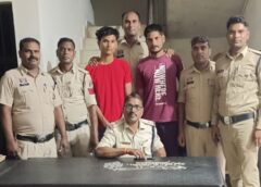 रात में घर का ताला तोड़कर लाखों की चोरी की फिराक में थे चोर, लेकिन पुलिस डॉग ने सूंघ ली पूरी साजिश: चंद घंटों में दो आरोपी गिरफ्तार, चोरी के जेवर समेत पूरा माल बरामद