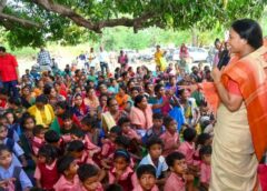 इतिहास रचा: जगरगुंडा पहुंचने वाली पहली महिला मंत्री बनीं लक्ष्मी राजवाड़े, बदले बस्तर की नई तस्वीर