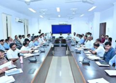 जशपुर कलेक्टर रोहित व्यास का सख्त संदेश: CM हेल्पलाइन के लंबित प्रकरणों का होगा त्वरित और गुणवत्तापूर्ण निराकरण, अधिकारियों को दिए कड़े निर्देश