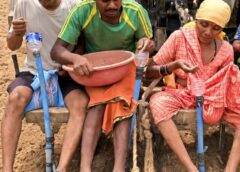 मुख्यमंत्री विष्णु देव साय के कृषि नवाचार को बढ़ावा देने के संकल्प को मिली नई उड़ान, प्रगतिशील किसान भानुप्रताप ने जुगाड़ तकनीक से तैयार की सीड ड्रिल