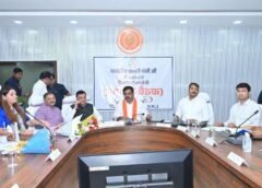 खाद, आवास, सड़क, शिक्षा और स्वास्थ्य पर सरकार का बड़ा फोकस! कबीरधाम समीक्षा बैठक में डिप्टी सीएम विजय शर्मा और मंत्री लखनलाल देवांगन ने कसी प्रशासनिक लगाम