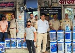 हिंदुस्तान पेट्रोलियम कंपनी के नाम पर नकली तेल बेचकर ग्राहकों को लगाया जा रहा था चूना ? पुलिस की रेड में खुला बड़ा राज, तीन दुकानों से 2.50 लाख का 56 नग संदिग्ध डुप्लीकेट तेल जब्त, तीन दुकान संचालकों पर की गई कार्यवाही.