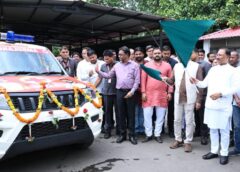 स्वास्थ्य सेवाओं को बड़ी मजबूती! मुख्यमंत्री विष्णु देव साय ने धरसींवा विधानसभा को दी निःशुल्क आधुनिक एम्बुलेंस, अब गंभीर मरीजों को समय पर मिलेगा इलाज, 24×7 रहेगी सेवा