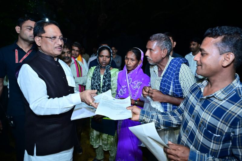 Chief Minister Vishnu Deo Sai listening to the grievances and demands of citizens at the Chief Minister’s Camp Office in Bagia, Jashpur.