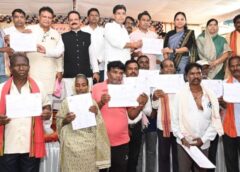 विकास कार्यों से बदलेगी सारंगढ़-बिलाईगढ़ की तस्वीर! मंत्री टंकराम वर्मा ने खोले नए भवनों के द्वार, स्वास्थ्य, शिक्षा और पशु चिकित्सा सुविधाओं को मिली नई रफ्तार