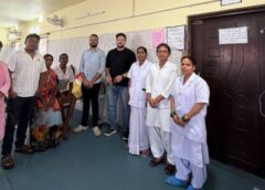 जशपुर जिला अस्पताल में मौत से जंग जीतकर लौटा 55 वर्षीय मरीज! आंत में छेद, सेप्टिक शॉक के बीच डॉक्टरों ने की जटिल सर्जरी