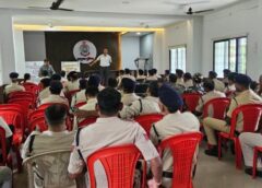 OTP, UPI फ्रॉड और ‘डिजिटल अरेस्ट’ पर सरगुजा पुलिस का बड़ा वार! 7 सप्ताह का साइबर जागृति अभियान शुरू, 50 पुलिसकर्मियों ने ली जागरूकता की सेल्फी