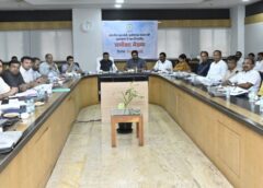 श्रमिकों के हक पर सरकार का बड़ा फोकस! 67 कल्याणकारी योजनाओं का मिलेगा लाभ, ई-केवायसी में आवेदन लंबित मिला तो अधिकारियों पर होगी कार्रवाई—मंत्री देवांगन के सख्त निर्देश