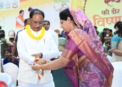 “मेरी सगी बहन नहीं… आज माधुरी जी ने वह कमी पूरी कर दी” : राखी बंधवाकर भावुक हुए मुख्यमंत्री श्री साय