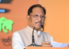 कोलकाता के चोरबागान दुर्गा पूजा पंडाल में भगदड़ से मातम, घटना पर मुख्यमंत्री विष्णु देव साय ने जताया गहरा दुख; दिवंगतों के परिजनों के प्रति संवेदना, घायलों के जल्द स्वस्थ होने की कामना